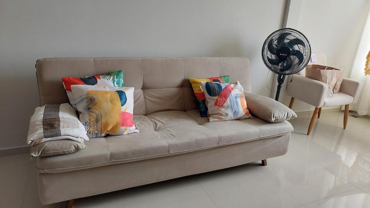 Quarto-proximo Ao Centro De Convencoes *